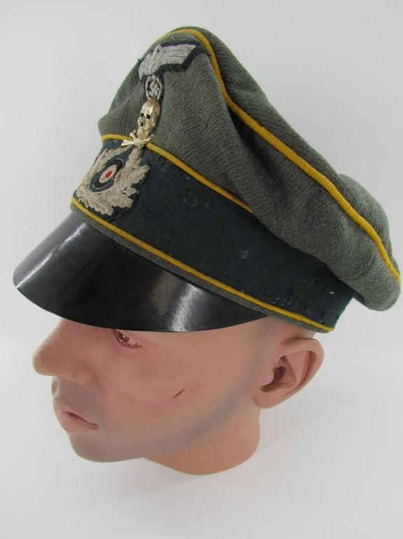 WH (Heer) Kavallerie Officers 'Crusher' Visor Cap Maker Marked