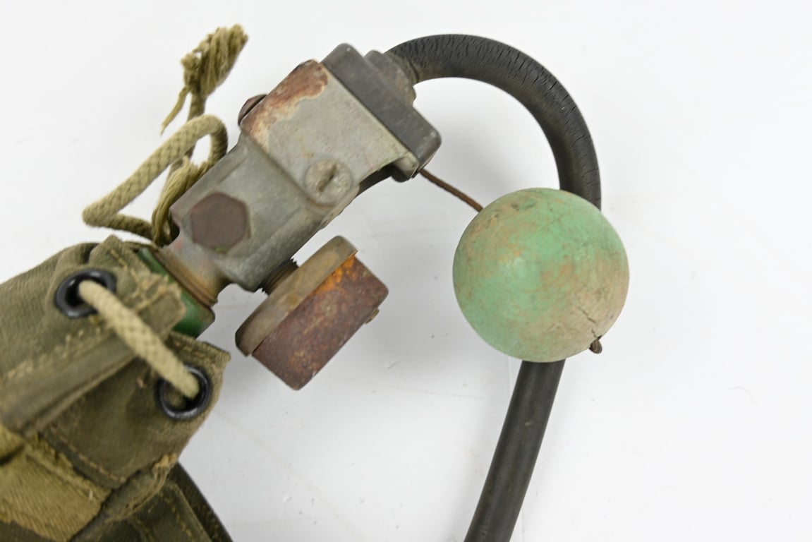USAAF WW2 H-2 Bailout Oxygen Bottle and carrier