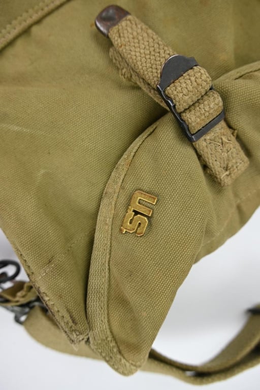 US WW2 Medic Set with Carrying Frame