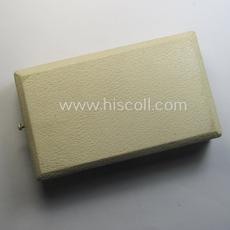 'Deutsche Olympia-Erinnerungsmedaille 1936' being a non-maker-marked example that comes mounted onto its original ribbon (ie. 'Bandabschnitt') and that comes stored in its typical, beige-white-coloured etui