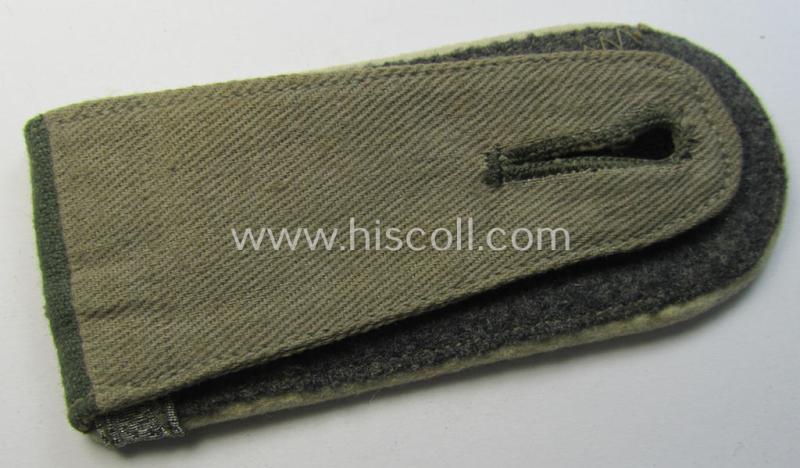 Attractive - regrettably single but scarcely seen! - early-period- (ie. 'Reichswehr'-era), WH (Heeres) 'cyphered' EM-type shoulderstrap (as executed in the 'rib-cord'-like linnen) as was intended for a: 'Soldat u. Uffz.-Anw. des Inf.-Rgts. 18...