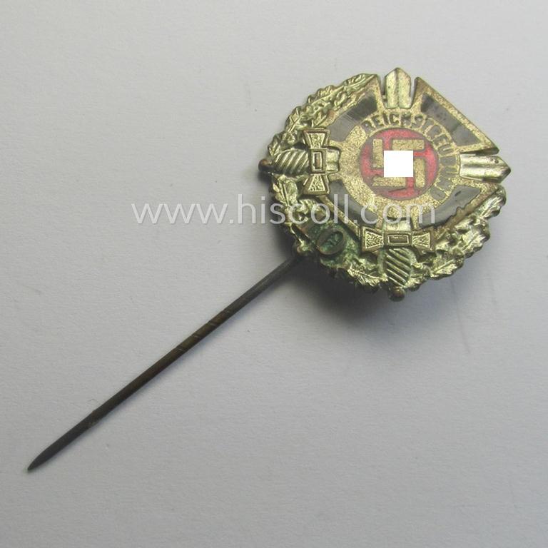 Membership lapel-pin (or: 'Mitgliedsabzeichen') aka: 'Silberne Ehrennadel für 10 Jahre Mitgliedschaft im Reichstreubund ehemaliger Berufssoldaten (o. RTB)' being a maker- (ie. 'Gante - Berlin'-) marked example