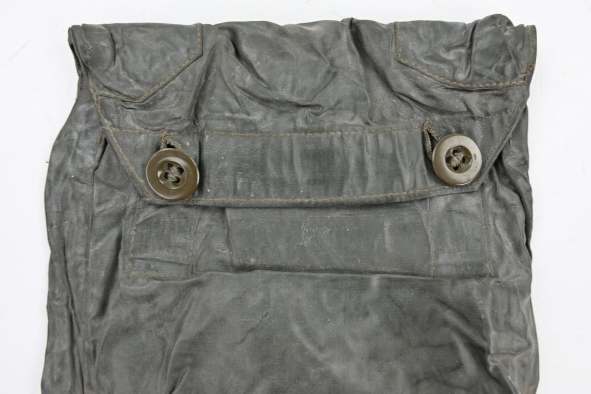 German WH M31 Gascape Pouch