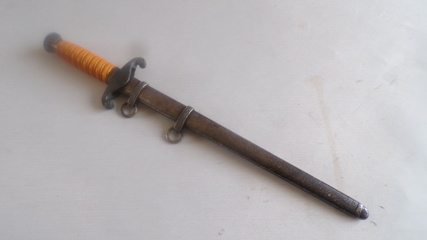 Heer Officer's Dress dagger Carl Eickhorn