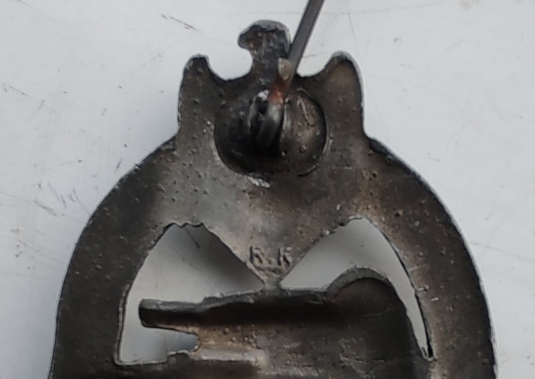 Original Panzer Assault Badge Bronze by Rudolf Karneth (Panzerkampfabzeichen in Bronze)