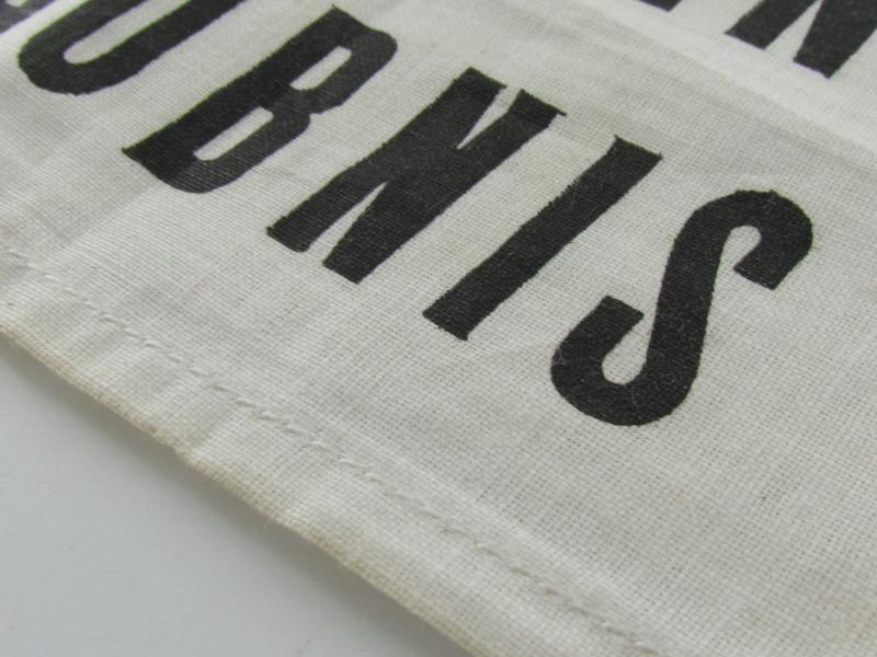 German 'Strassen-Erlaubnis' Armband