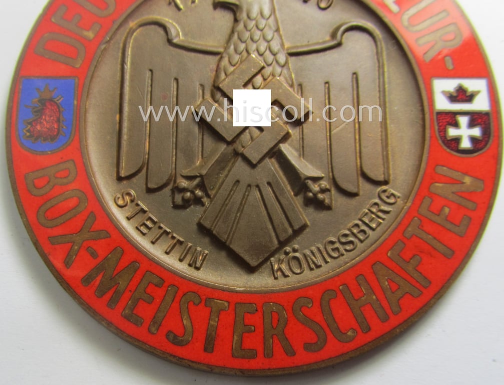 Commemorative, multi-coloured enamelled N.S.R.L.-related plaque (ie. 'Erinnerungs- o. nichttragbare Kfz.-plakette') showing a detailed 'N.S.R.L.'-logo and enamelled text: 'Deutsche-Amateur-Box-Meisterschaften - Stettin-Königsberg - 1940'