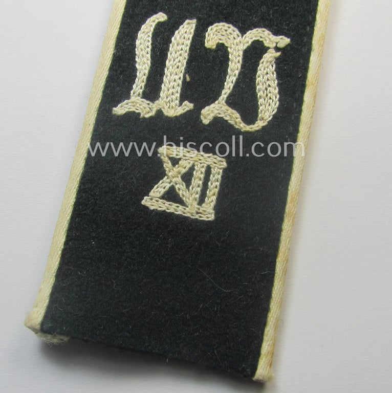 Single, WH (Heeres), early-war-period- (ie. 'M40'-pattern) 'cyphered', EM-type shoulderstrap as was intended for a: 'Soldat u. Mitglied des Unteroffiziersvorschule XII'