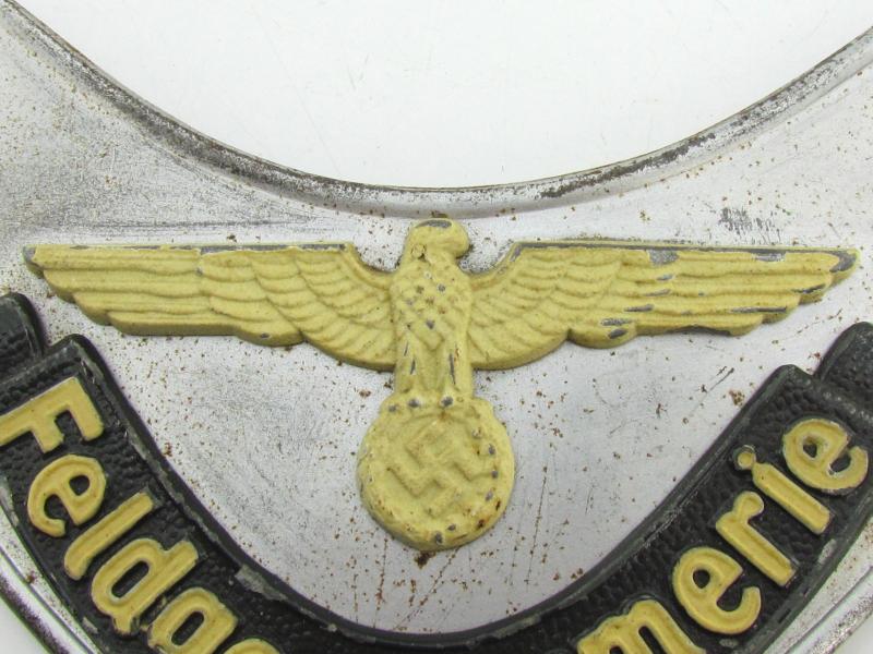 Wehrmacht Feldgendarmerie gorget ‘Ringkragen’by Maedicke