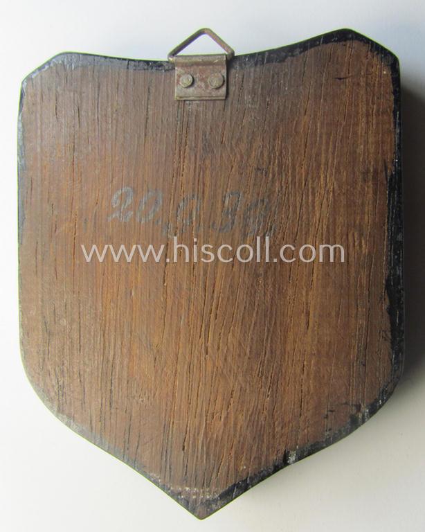 Golden-bronze-toned, so-called: 'nichttragbarer Ehrenpreis' (ie. commemorative-plaque) showing the (partly engraved) text: 'Standort-Segel-Wettfahrten - III. Preis - Mürwick - 28.St.S.W. - 20.9.39'