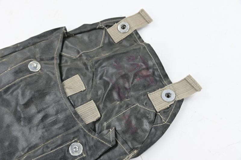 German WH M31 Gascape Pouch