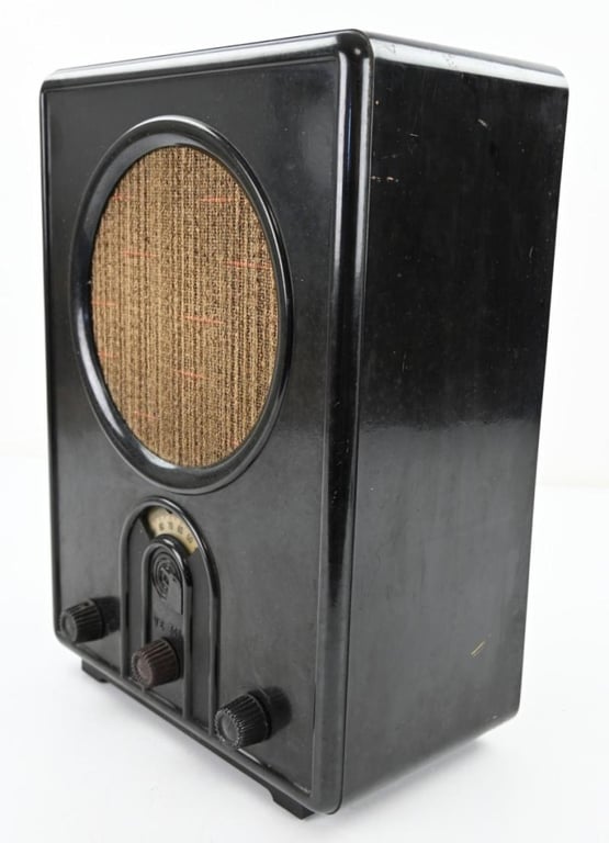 German Third Reich Era Civil Radio 'Volksempfanger VE301'