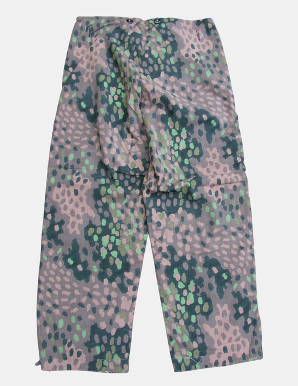 Extremely Rare Waffen-SS Dot 44 Erbsentarn Reversible Winter Trousers – Stone Mint Condition