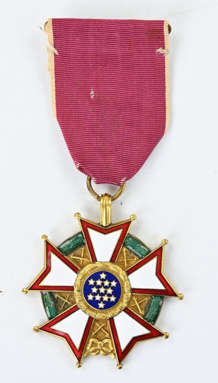 US WW2 Named Legion of Merit in Case