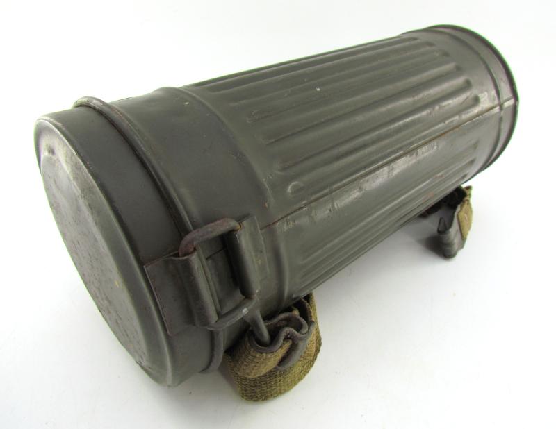 WH/SS Gasmask Cannister With Contents