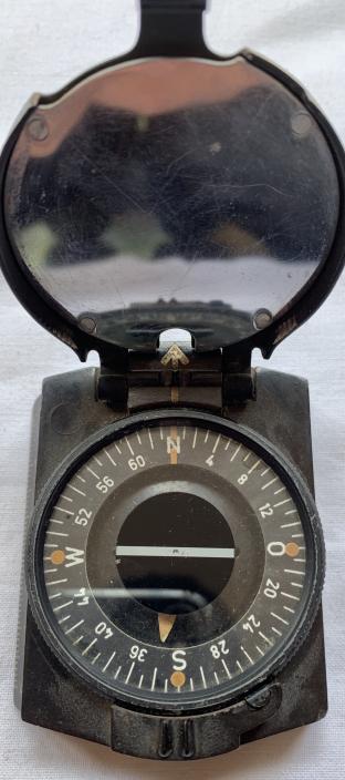 WH (Heer) Bakelite Compass