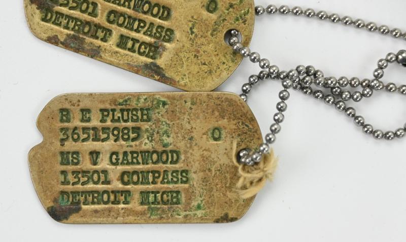 US WW2 Dog-Tag set 'Richard E. Plush'