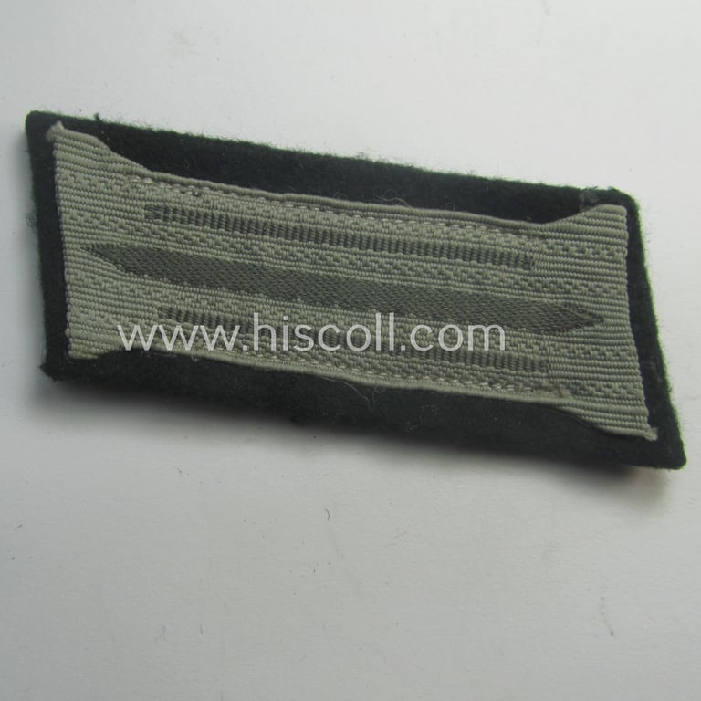 Pair of WH (Heeres) mid-war-period- and/or: 'standard-issue'-pattern WH (Heeres) collar-tabs (or: 'Einheitskragenspiegel') being of the 'generic-pattern' (that come pre-mounted onto a green-coloured, woolen-based background)
