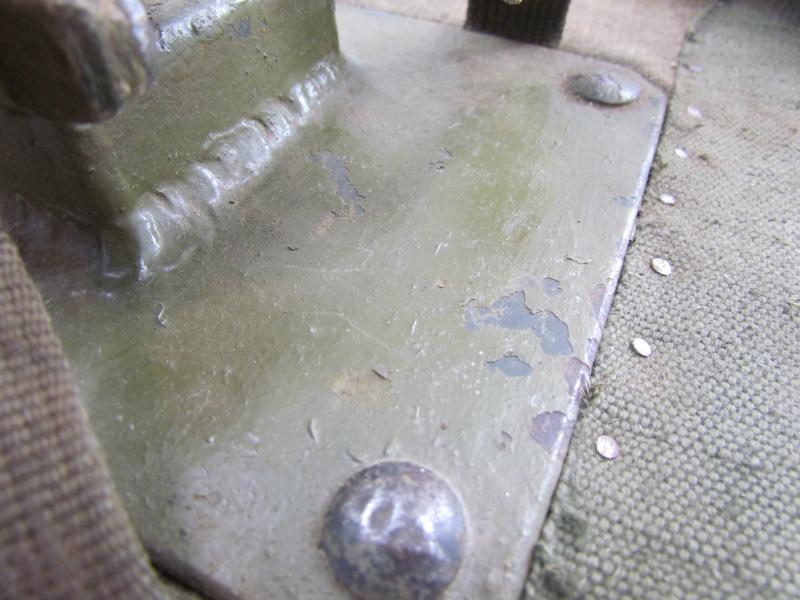 Carrying rack for German 8 cm mortar S.Gr.W 34