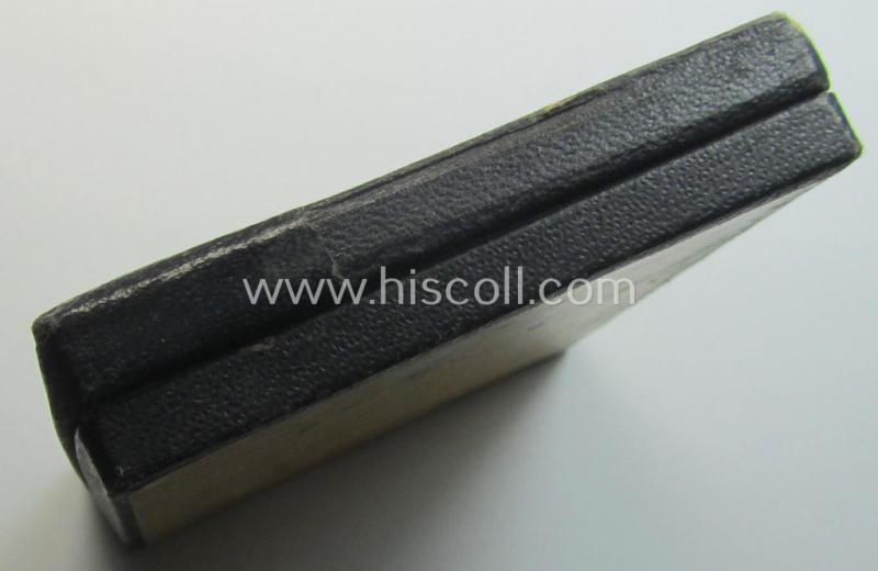 'Eisernes Kreuz II. Klasse' being a maker- (ie. 'L/11'-) marked example by the maker (ie. 'Hersteller'): 'Wilhelm Deumer' and that came stored in its (rarely seen!) 'LDO'-etui ie. box