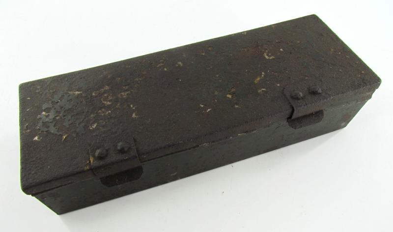 MG 34-42 Replacement Parts Box (Ersatzteilkasten) with Parts