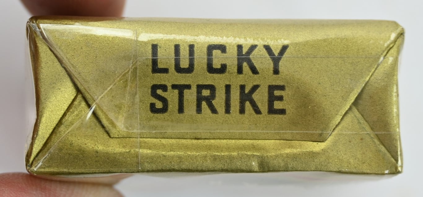 US WW2 Package of Lucky Strike Cigarets