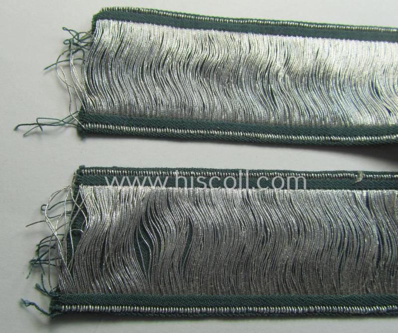 Superb example of an - actually scarcely encountered! - WH (Heeres) linnen-based cuff-title (ie. 'Ärmelstreifen') entitled: 'Unteroffiziervorschule' (as was executed in so-called: 'flat-wire'-style- ie. 'BeVo-weave'-pattern)