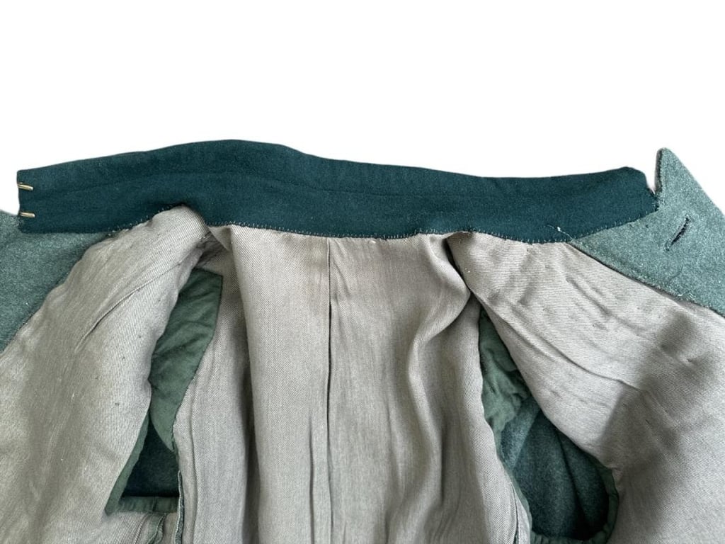 Wehrmacht M36 Officer ( Major ) Panzerzug ( Armoured train ) Tunic with insignia