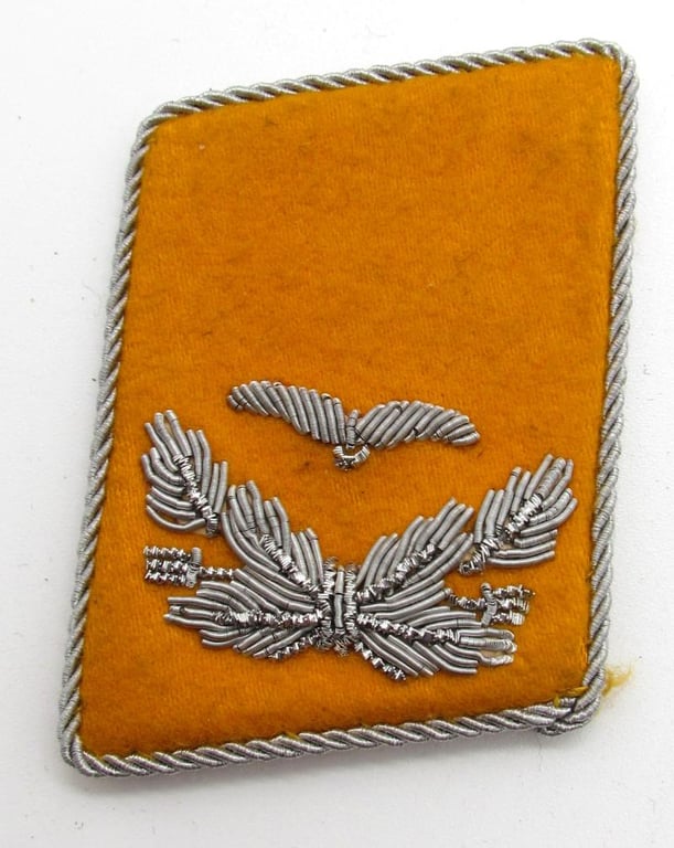 Luftwaffe Flight/FJ 'Leutnant' Collar Tabs