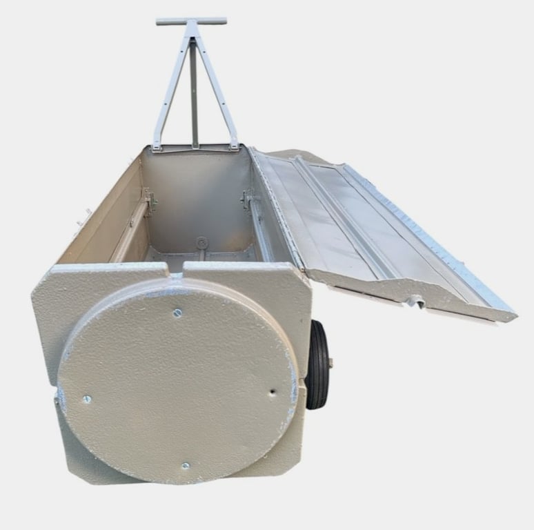 Fallschirmjäger jump container (Abwurfbehälter) for radio equipment