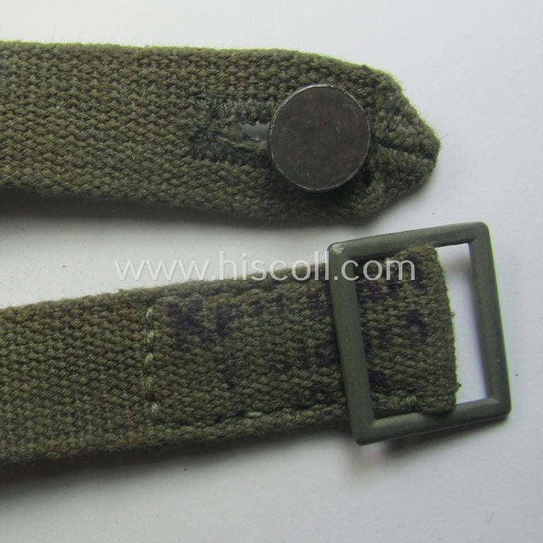 'Standard-issue'-pattern- (ie. typical WH-issue) carrying-strap (ie. 'Tragelasche') as was intended for the various gasmask-containers (being a maker-marked example that comes in a just minimally used, condition)