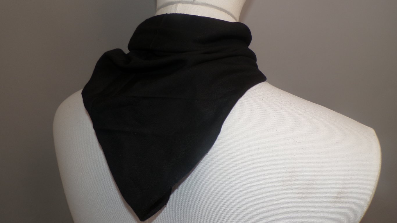 Hitlerjugend-Schal und Knoten