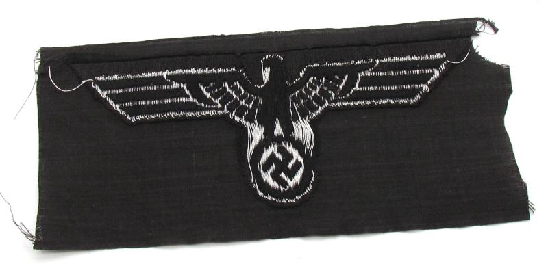 Wehrmacht Panzer first pattern officer ‘BeVo’ flatwire breast eagle ( Rare )