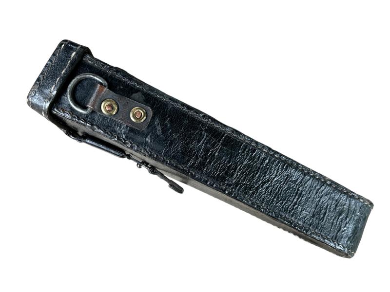 Wehrmacht 'Messdreieck 34' in Carrying Pouch