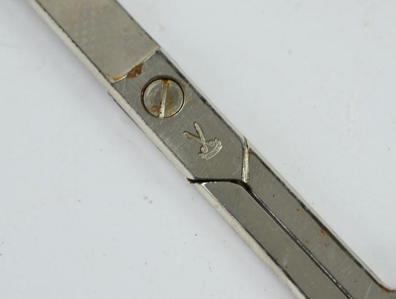 US WW2 Medical Siccors