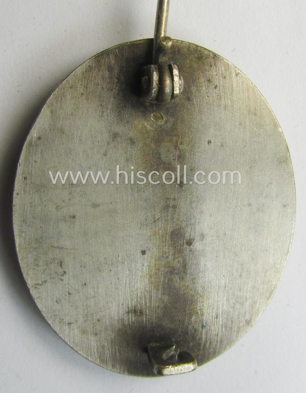 'Verwundeten-Abzeichen in Silber' (being a non-marked- and typical 'Buntmetall'-based example)