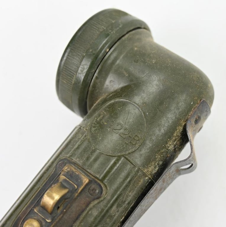 US WW2 TL-122 B Flashlight