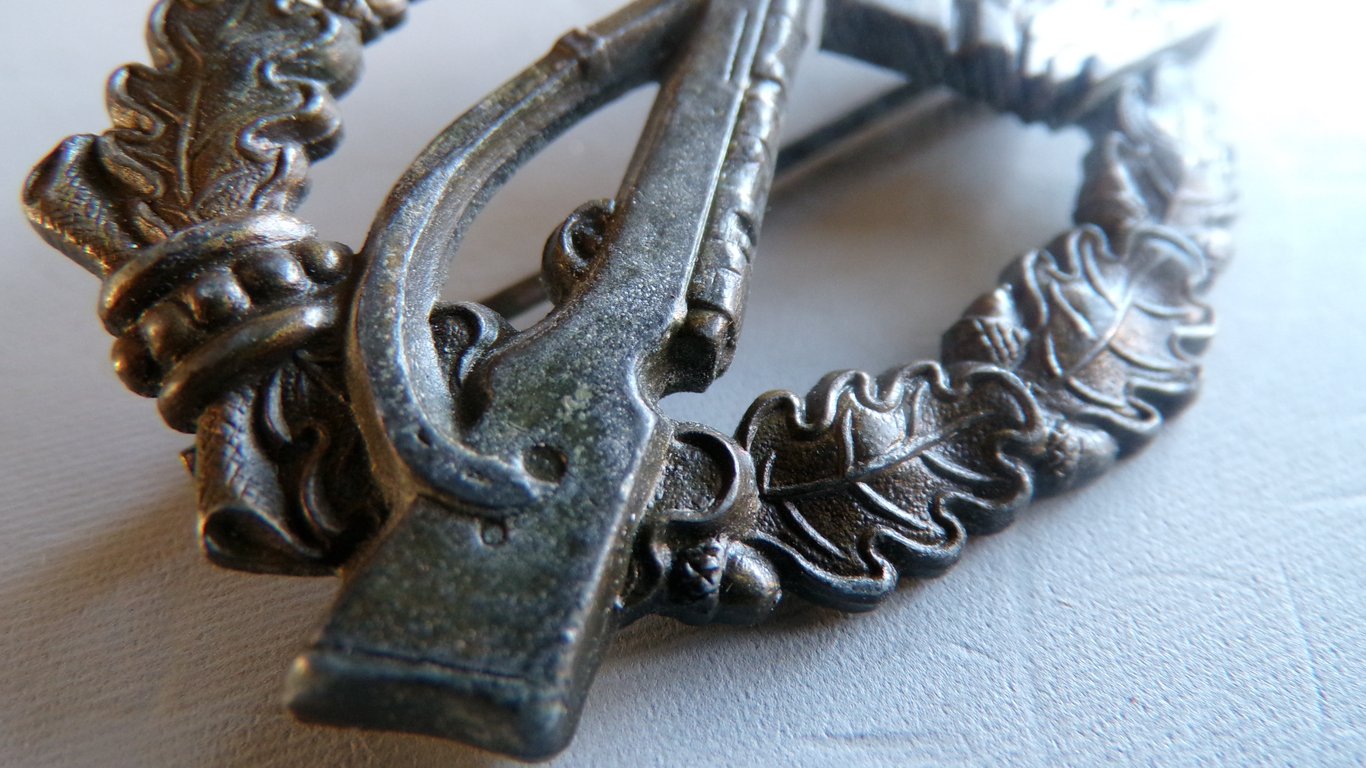 Named Infanteriesturmabzeichen in Bronze