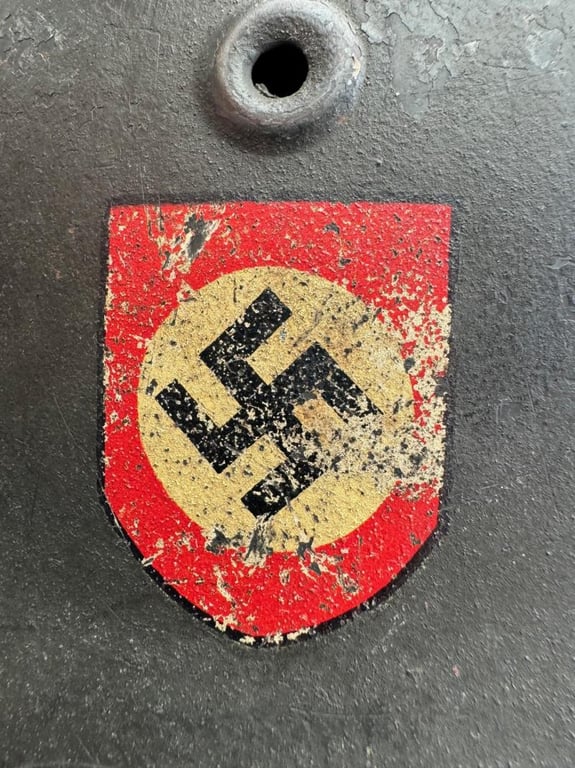 Wehrmacht Q64 DD M40 Police helmet