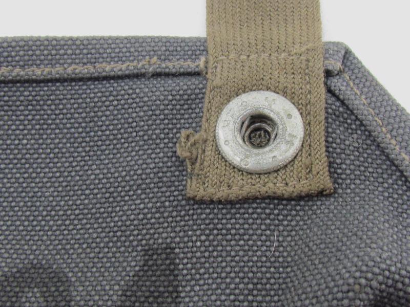 wehrmacht  Gasplane ( Gascape ) Pouch