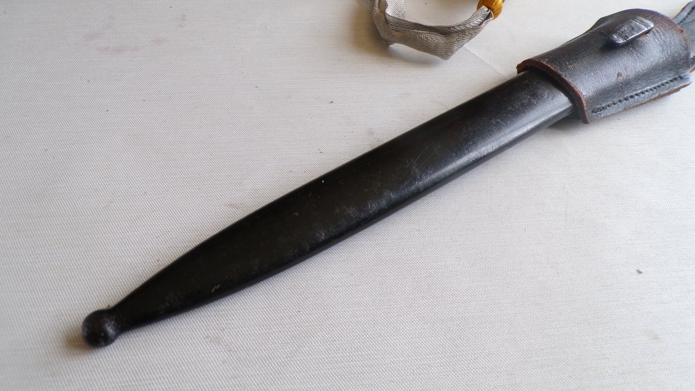 KS98 Dress Bayonet with Cav / Art Portepee
