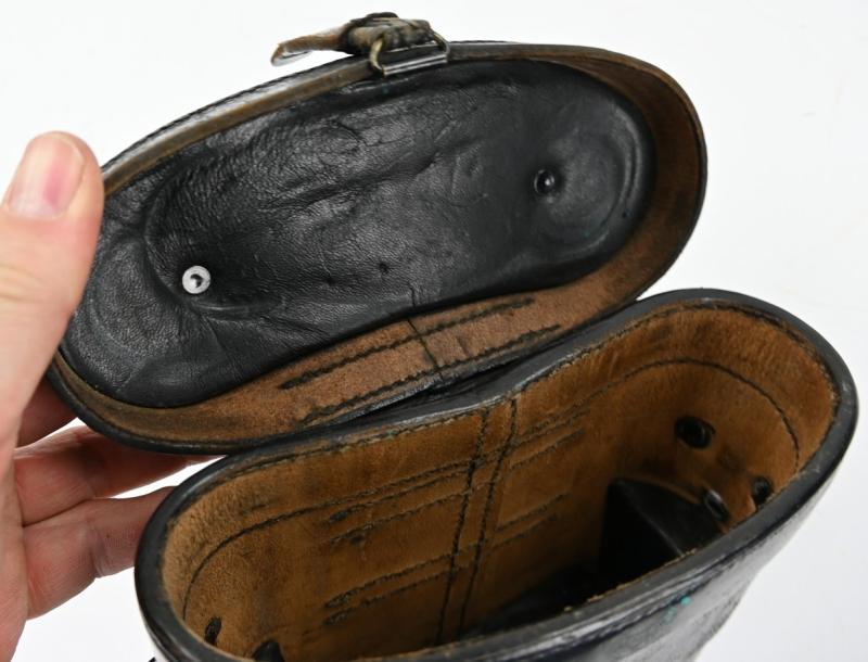German WH Binocular 6x30 Leather Carrying Case