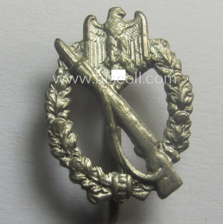 Neat - and only 17 mm. sized! - 'Infanterie-Sturmabzeichen in Silber' (or: silver-class, infantry-assault badge ie. IAB) miniature lapel-pin (being a non-maker-marked example as executed in silver-coloured- and I deem 'Buntmetall'-based metal)