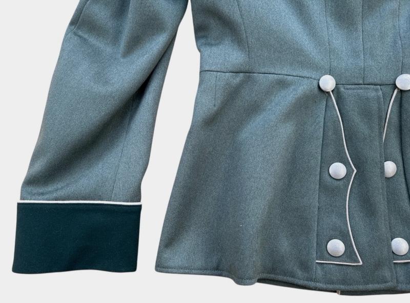 Wehrmacht (Heer) Infantry Officer’s "Waffenrock" – Hauptmann