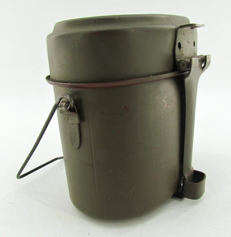 M42 messkit marked OHW43 ( Mint )