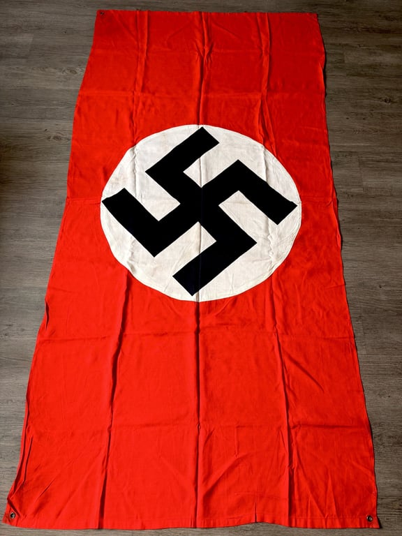GERMAN WWII EARLY LARGE THIRD REICH COMBAT PANZER TANK IDENTIFICATION FLAG.