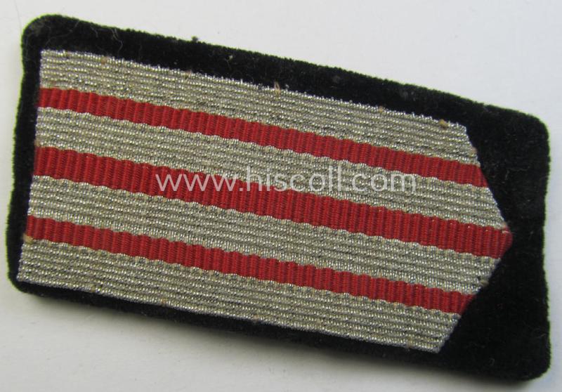 Attractive - fully matching and scarcely found! - pair of FAD (ie. 'Freiwilligen Arbeitsdienst') velvet-based, officers'-type collar-tabs (being of the pattern as was used in the period between 1932-36) as was intended for a: 'FAD-Oberfeldmeister...