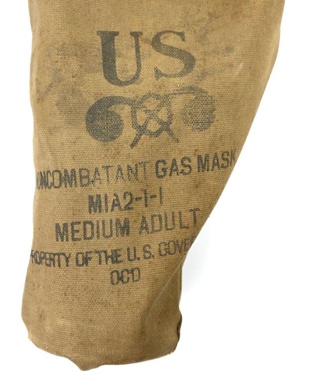 US WW2 Non-Combatant Gasmask Set