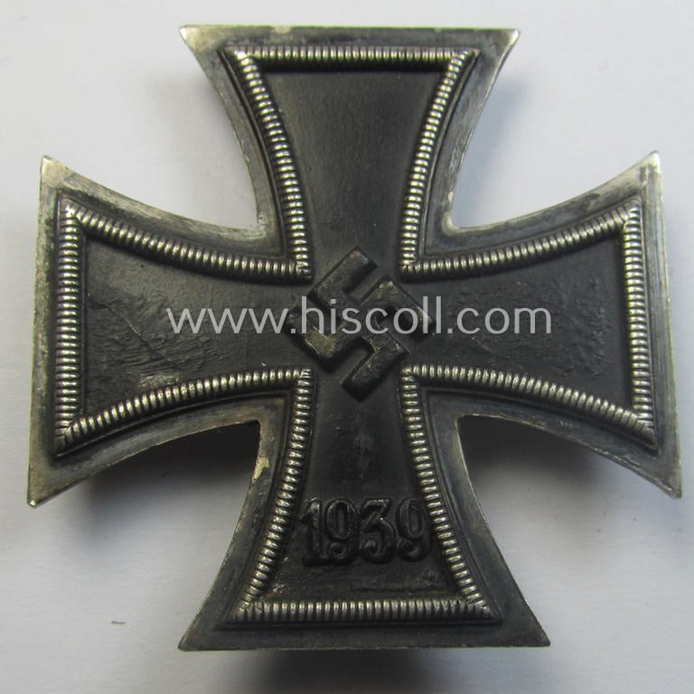 'Eisernes Kreuz 1. Klasse' being a non-maker-marked example by: 'Otto Schickle'