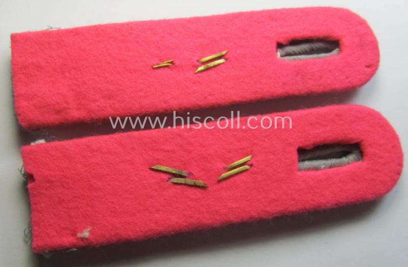 Pair of WH (Heeres) 'cyphered' officers'-type shoulderboards: 'Leutnant des Panzerjäger-Abts. 7'